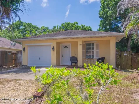 6055 7th Place Vero Beach FL 32968