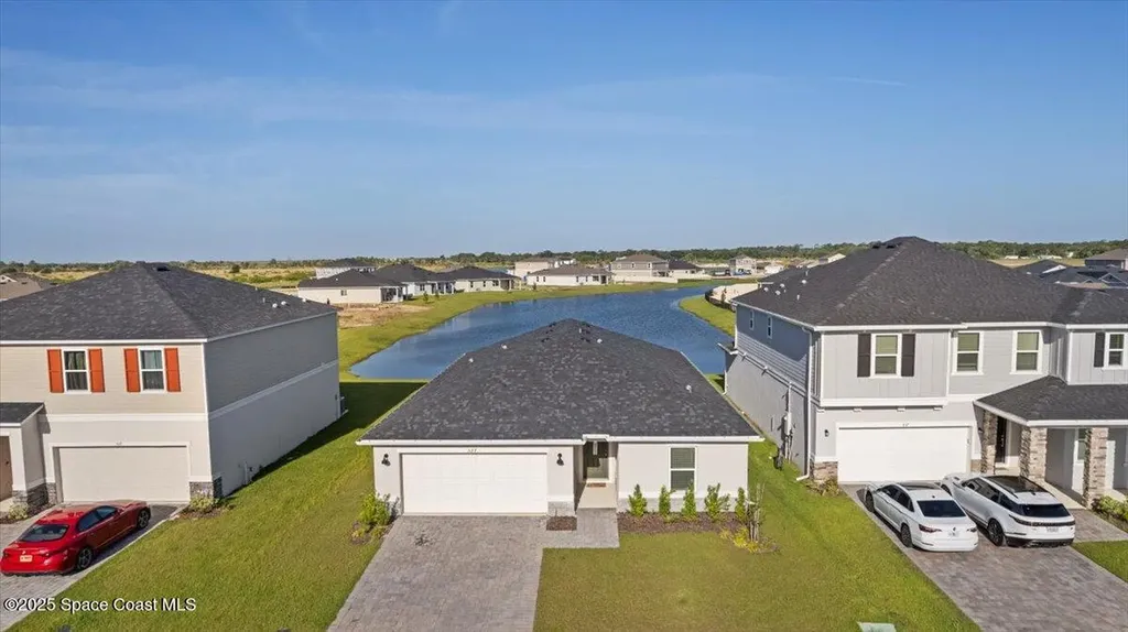 527 Glaspell Circle SE Palm Bay FL 32909