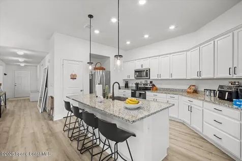 527 Glaspell Circle SE Palm Bay FL 32909