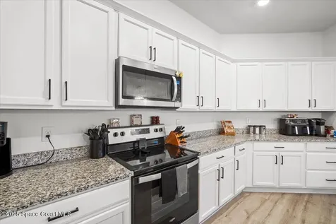 527 Glaspell Circle SE Palm Bay FL 32909