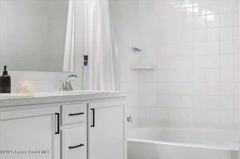 527 Glaspell Circle SE Palm Bay FL 32909