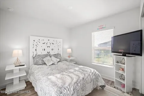 527 Glaspell Circle SE Palm Bay FL 32909
