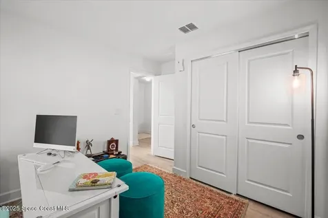 527 Glaspell Circle SE Palm Bay FL 32909