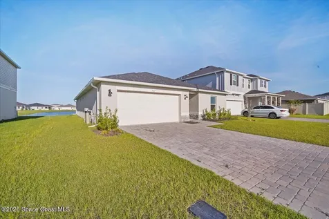 527 Glaspell Circle SE Palm Bay FL 32909