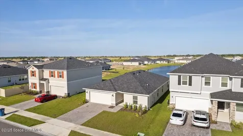 527 Glaspell Circle SE Palm Bay FL 32909