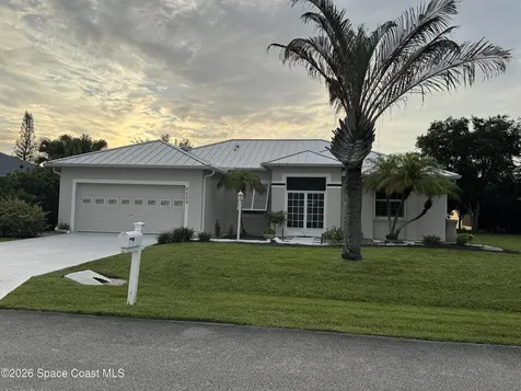 4800 48th Avenue Vero Beach FL 32967