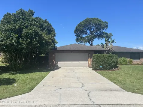135 Palm Circle Melbourne FL 32940