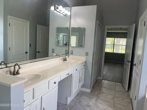 292 Carmel Drive N Melbourne FL 32940