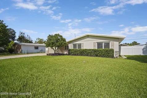 4320 Best Avenue Titusville FL 32780