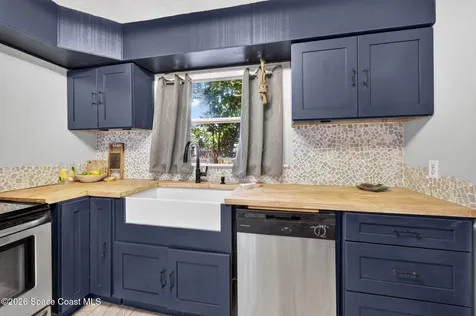 204 NE 2nd Terrace Satellite Beach FL 32937