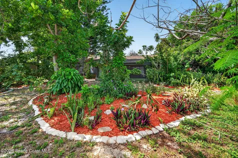 204 NE 2nd Terrace Satellite Beach FL 32937