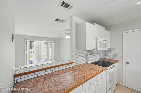 2206 20th Avenue SW Vero Beach FL 32962