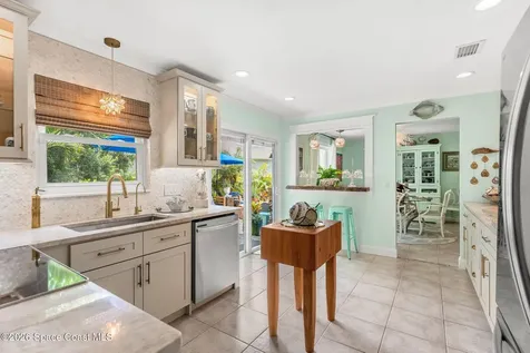 998 Ripley Terrace NE Palm Bay FL 32907