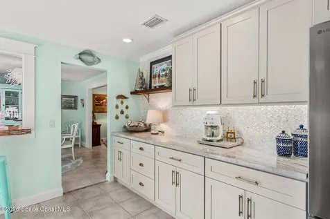 998 Ripley Terrace NE Palm Bay FL 32907