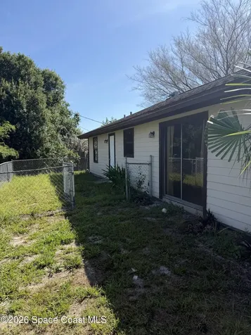 450 Columbus Street Sebastian FL 32958
