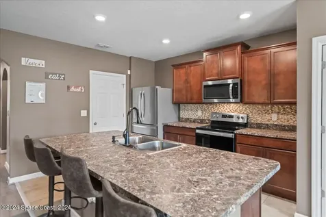319 Moray Drive SW Palm Bay FL 32908