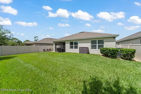 319 Moray Drive SW Palm Bay FL 32908