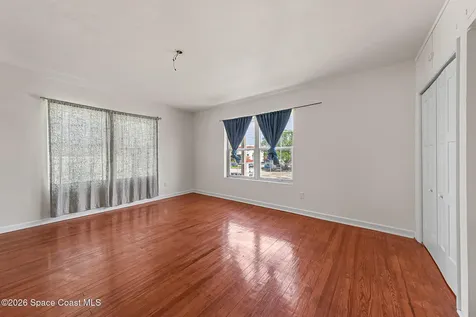 1008 E Strawbridge Avenue Melbourne FL 32901