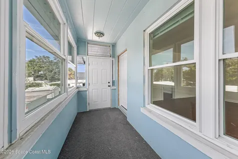 1008 E Strawbridge Avenue Melbourne FL 32901