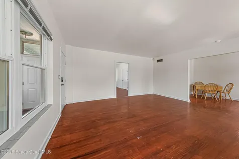1008 E Strawbridge Avenue Melbourne FL 32901