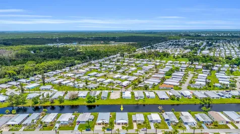 22 Alta Loma Port St. Lucie FL 34952