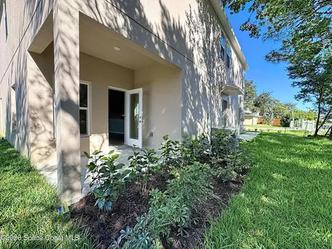 498 L M Davey Lane Titusville FL 32780