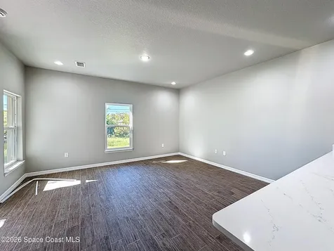 498 L M Davey Lane Titusville FL 32780