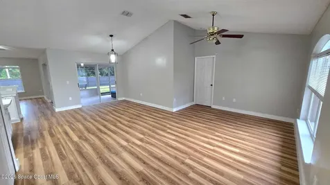 580 Harrisburg Street SW Palm Bay FL 32908