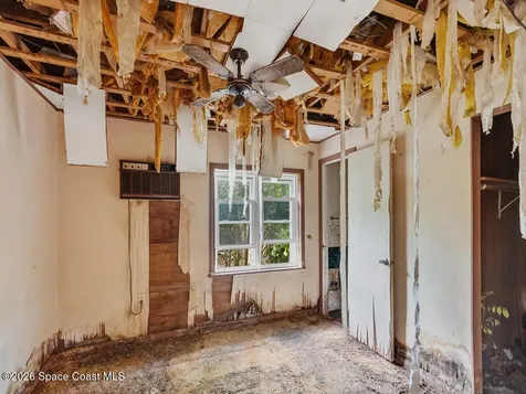 4721 28th Court Vero Beach FL 32967