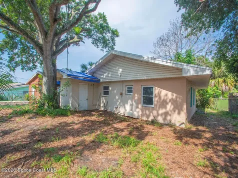 4721 28th Court Vero Beach FL 32967