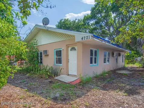 4721 28th Court Vero Beach FL 32967