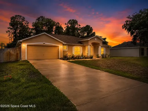 1282 Danforth Street SW Palm Bay FL 32908