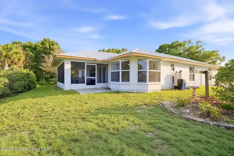 9931 Oak Street Sebastian FL 32976