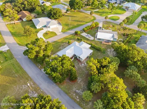 9931 Oak Street Sebastian FL 32976