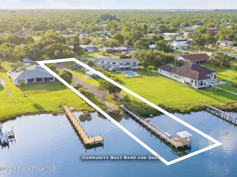 9931 Oak Street Sebastian FL 32976