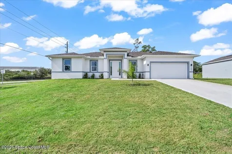 2890 Madden Avenue SW Palm Bay FL 32908