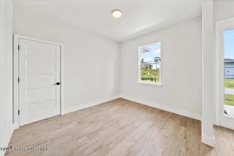 2890 Madden Avenue SW Palm Bay FL 32908