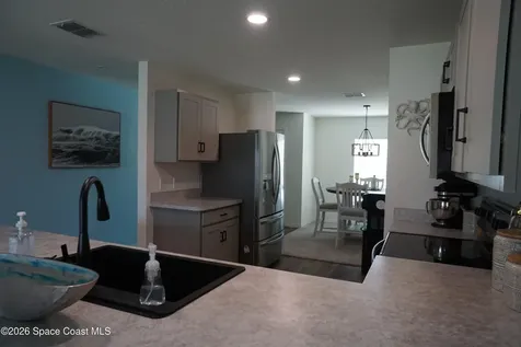 1014 Hammacher Avenue SW Palm Bay FL 32908
