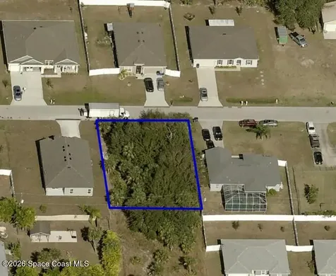 462 Hamy Street SW Palm Bay FL 32908