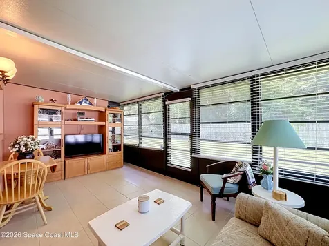 2635 5th Street Vero Beach FL 32962