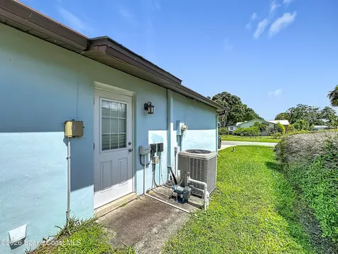 2635 5th Street Vero Beach FL 32962
