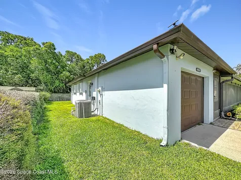 2635 5th Street Vero Beach FL 32962