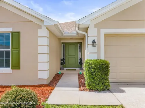 1717 Alaqua Way Melbourne FL 32904