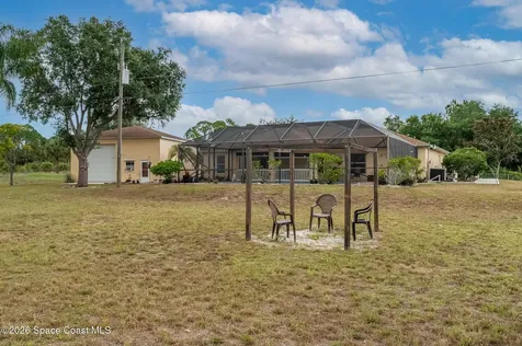 368 Thunderbird Avenue NW Palm Bay FL 32907