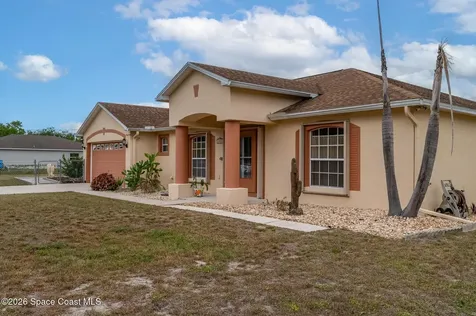 368 Thunderbird Avenue NW Palm Bay FL 32907