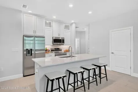 2291 Commodore Boulevard Melbourne FL 32904