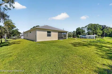2291 Commodore Boulevard Melbourne FL 32904