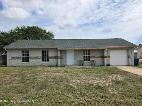 643 Binney Street NE Palm Bay FL 32907