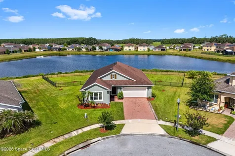 4851 Pearl Lake Court Kissimmee FL 34758