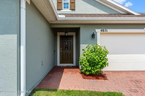 4851 Pearl Lake Court Kissimmee FL 34758